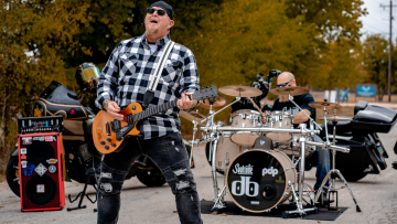 Shannon Book Backiground for talking with heroes