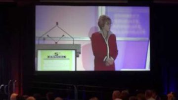 Dr. Lynda C Davis Army Signal Officer, Chief Veterans Experience Officer VA